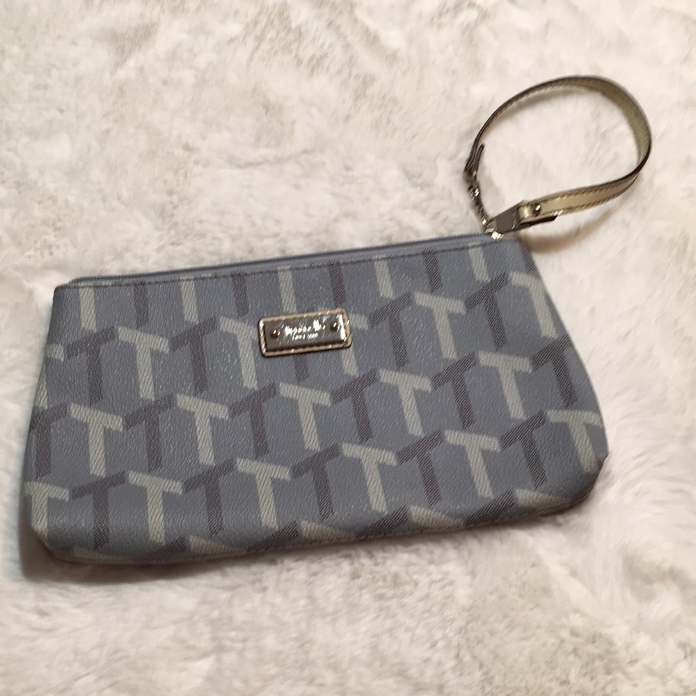 Tignanello wristlet